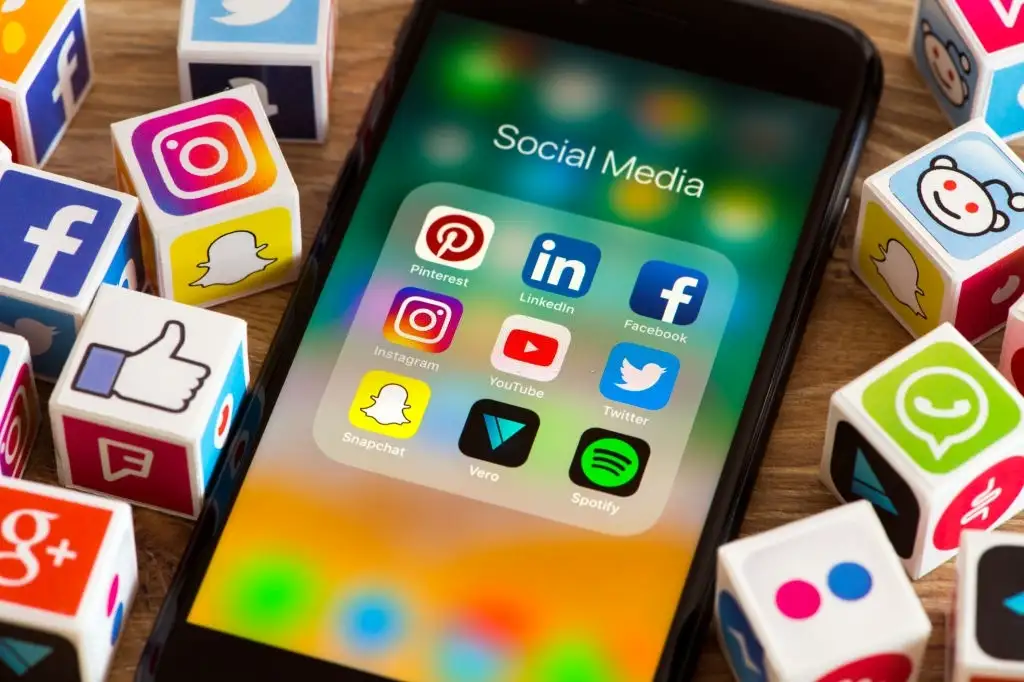 social media marketing baton rouge denham springs concept
