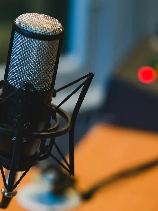 7 Reasons Why Your Podcast Needs a Website